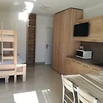 Δωμάτια σε οικογενειακή κατοικία Severka *